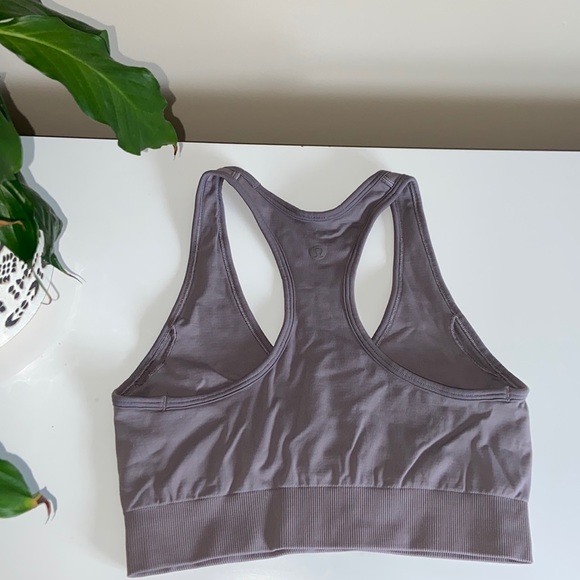 Lululemon sports bra - Picture 2 of 2